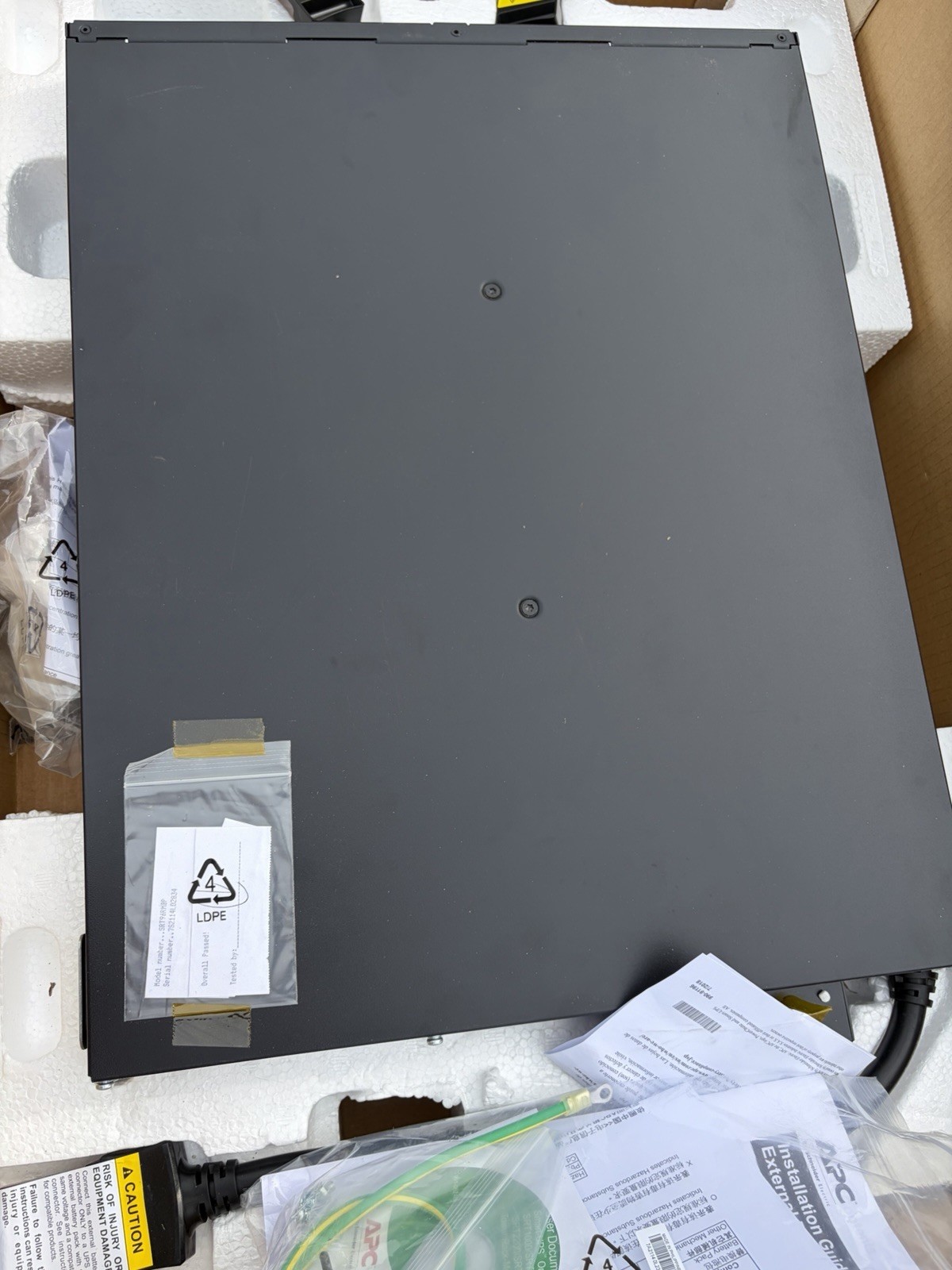 APC Schneider Electric SRT96RMBP