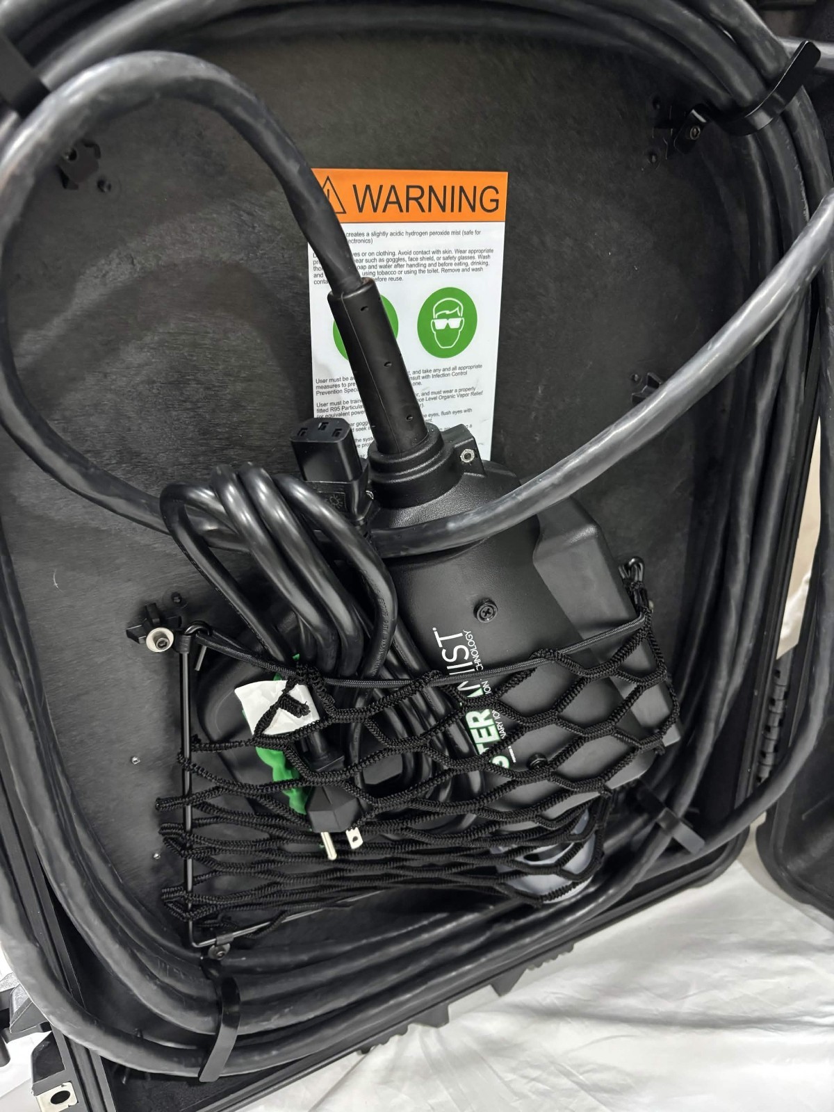 TOMI SteraMist SteraPak S-PAK-100 + Surface Unit HHA-103 + 16 BIT Bottles Tripod