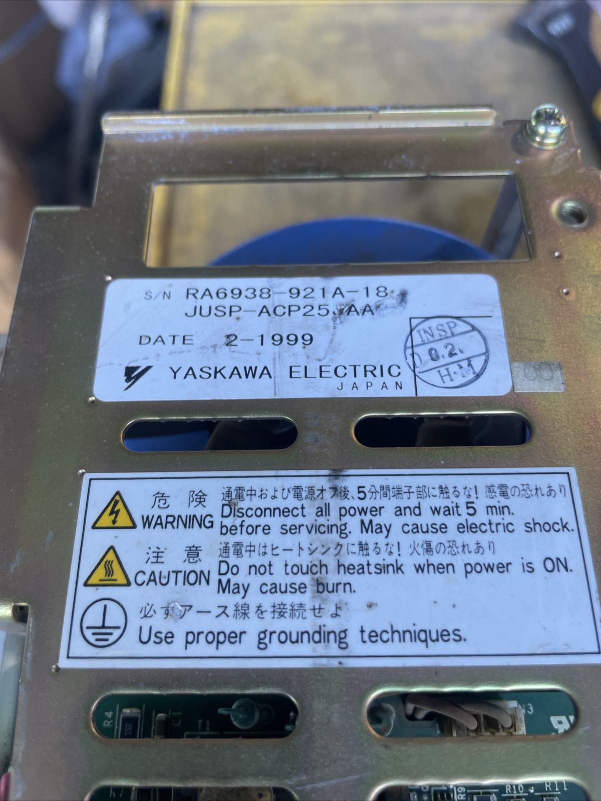 YASKAWA JUSP-ACP25JAA With JUSP-RCP01AAB or JUSP-RCP01AAD Servo Drive Controller
