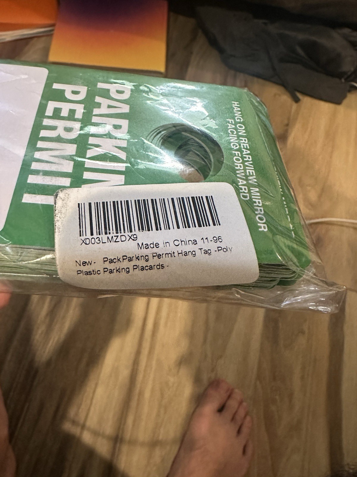 Green White Plastic Parking Permit Hang Tag Rectangle Pre-Punched Hole