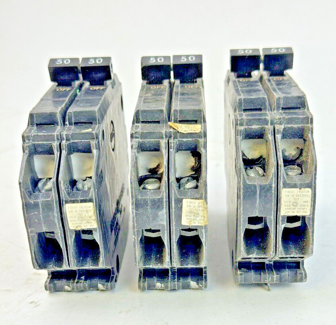 GE *LOT OF 3* – THQP250 – COMMON TRIP CIRCUIT BREAKERS – 2 POLE, 50 A, 240 VAC