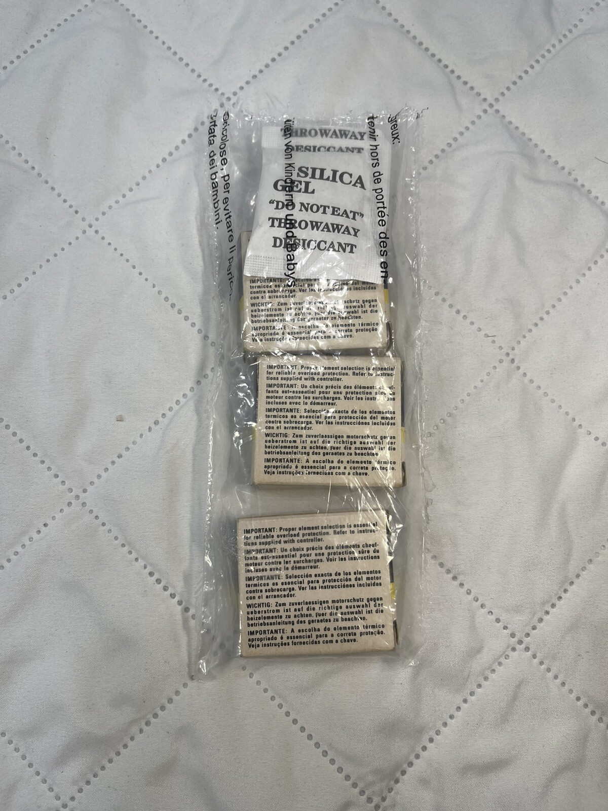 New Lot of (3) Allen Bradley W26 .76/.84 Amps Thermal Overload Heater Elements
