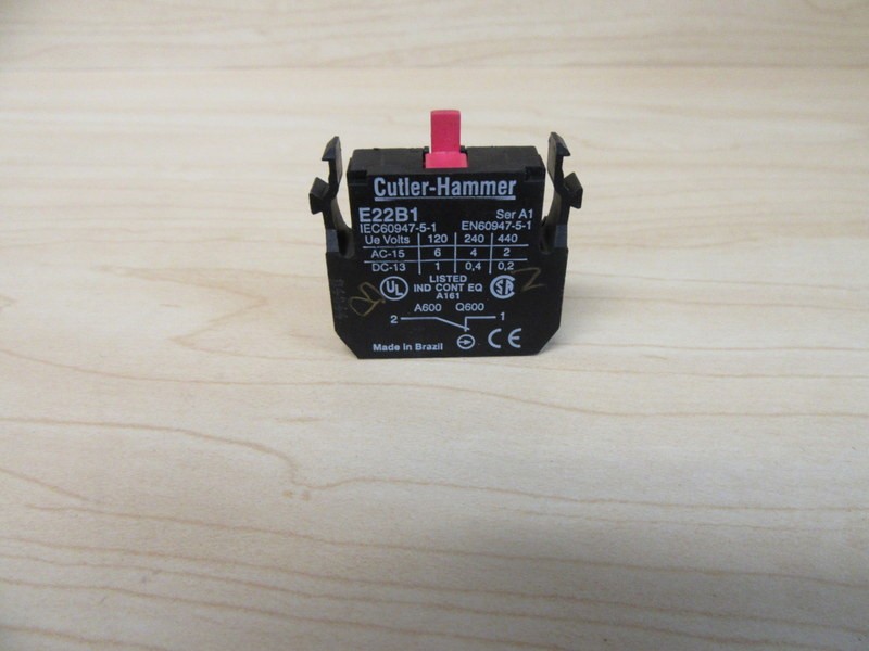 Cutler Hammer Eaton E22B1 Contact Block
