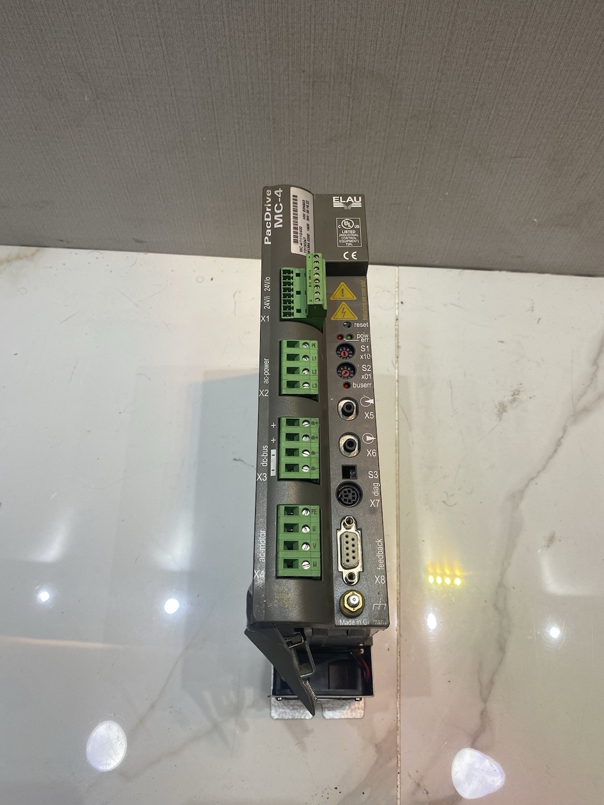 Schneider MC-4 PacDrive MC-4/11/10/400 , SW: 00.16.32