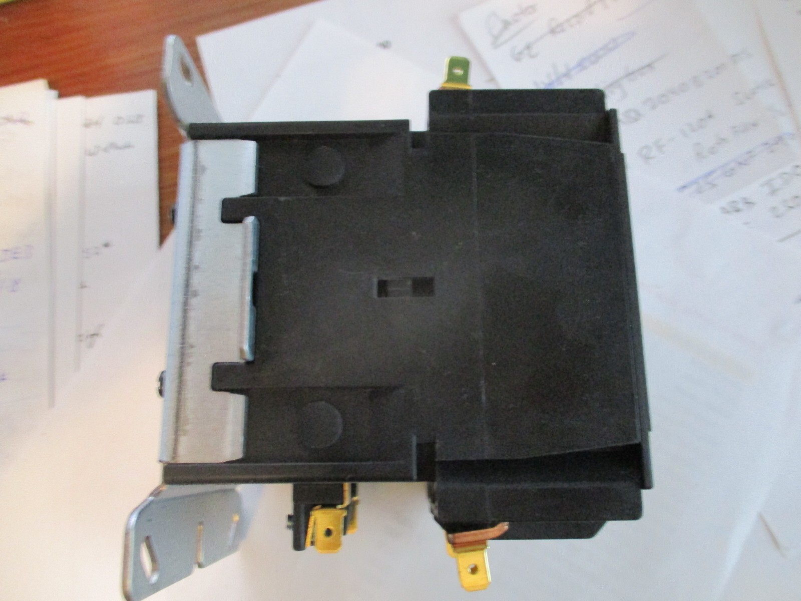 Eaton C25GNF290H Definite Purpose Contactor 2P 90A 600V, 277V Coil New in Box