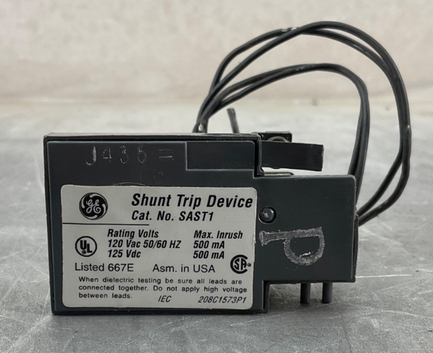 G.E. SAST1 SHUNT TRIP 120VAC 500mA SEDA/SEHA/SELA/SEPA/SFHA/SFLA/SFPA SHIPS FREE