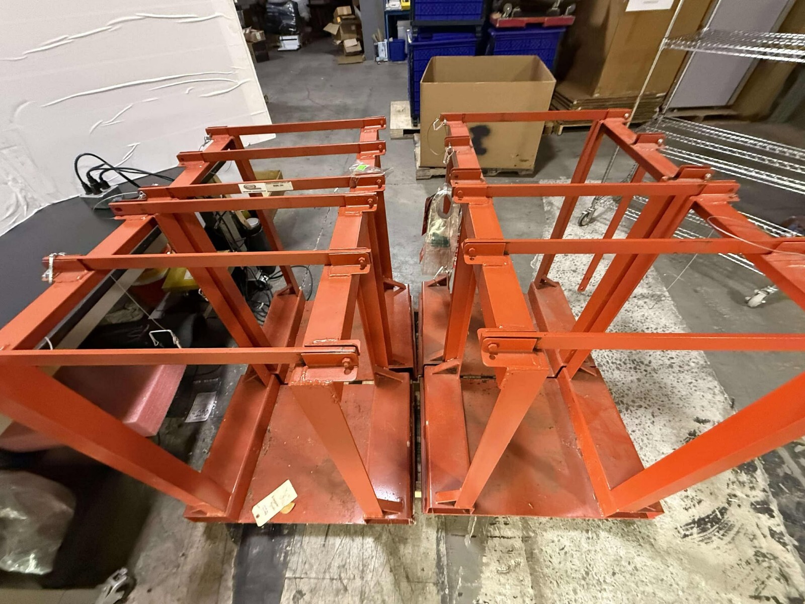 MECO CP4 Global Industrial OMEGA FORKLIFT TABLE STORAGE CADDY 4 CYLINDER