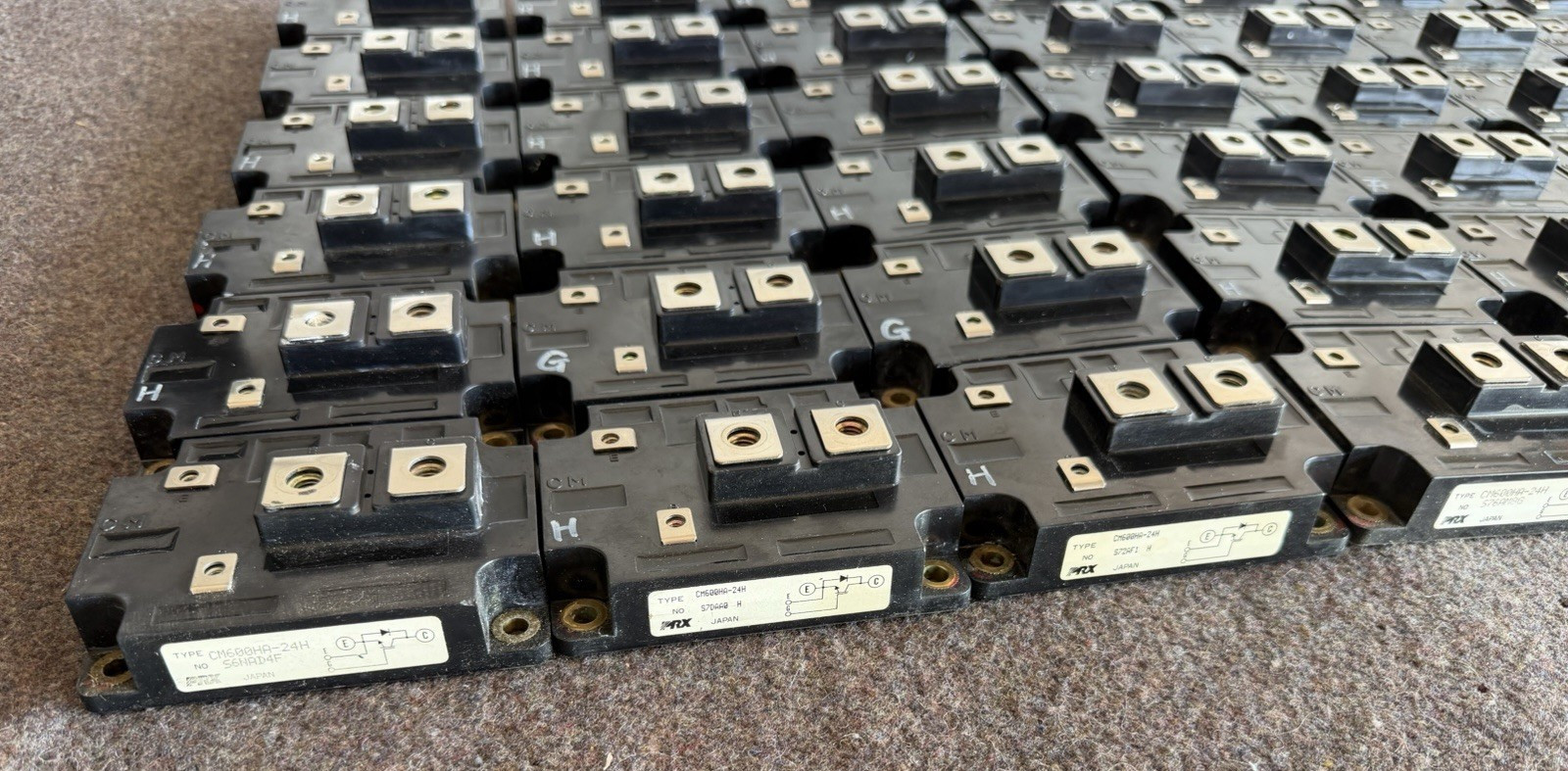 (1) ONE PRX CM600HA-24H IGBT Module (NOS OPEN BOX)