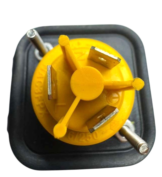 Neutrik NAC3FPX Liechtenstein Powercon Locking Power Connector, 20/250~
