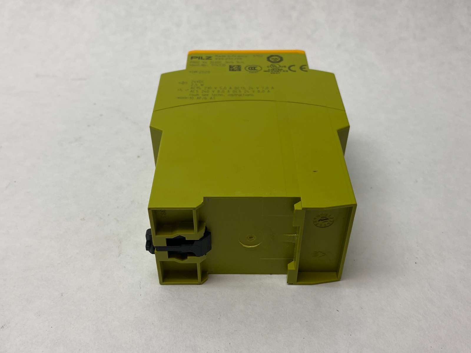 Pilz 774730 Standalone Safety Relay 1 or 2 Channel PNOZ X4 24VDC 3n/o 1n/c