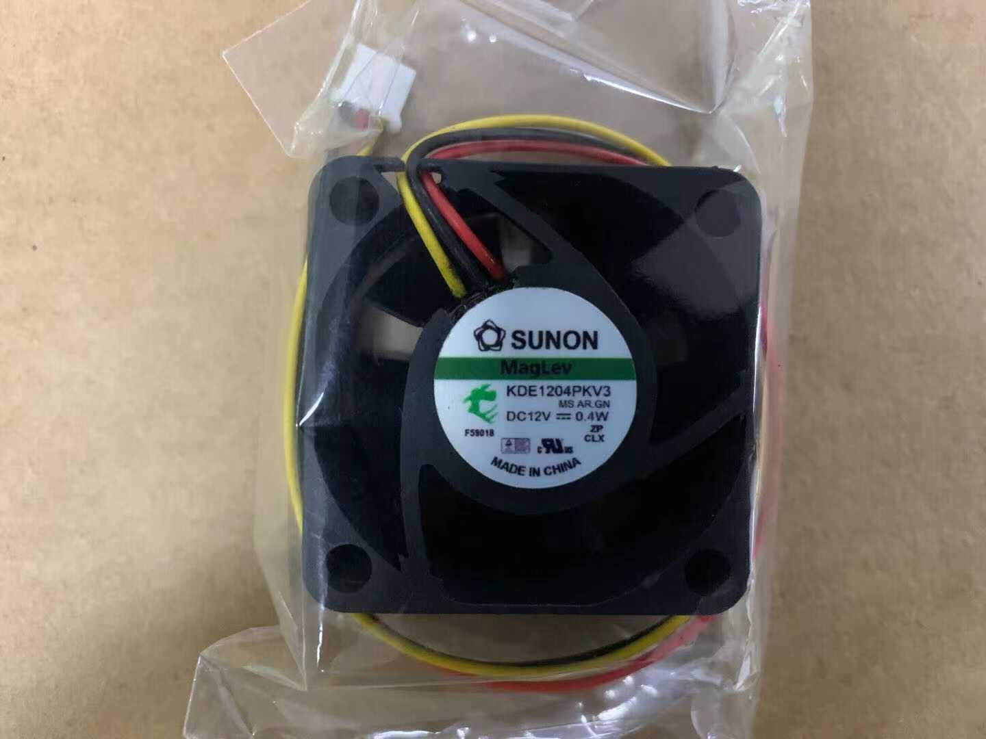 1pcs SUNON KDE1204PKV3 MS.AR.GN 4CM 12V 0.4W 4020 silent fan