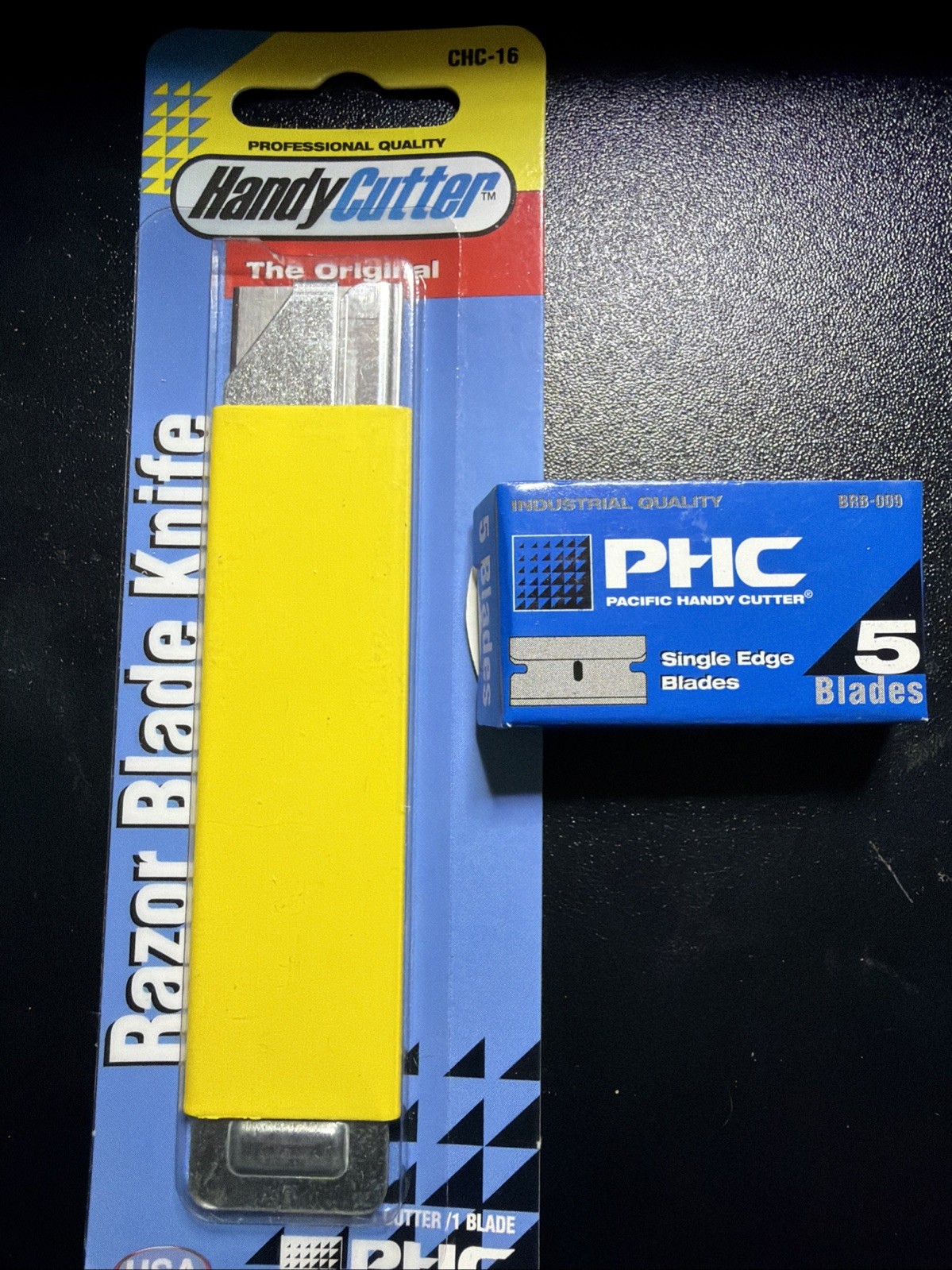 1 each Pacific Handy Cutter Metal Handy Cutter with blade CHC-16 & blades red