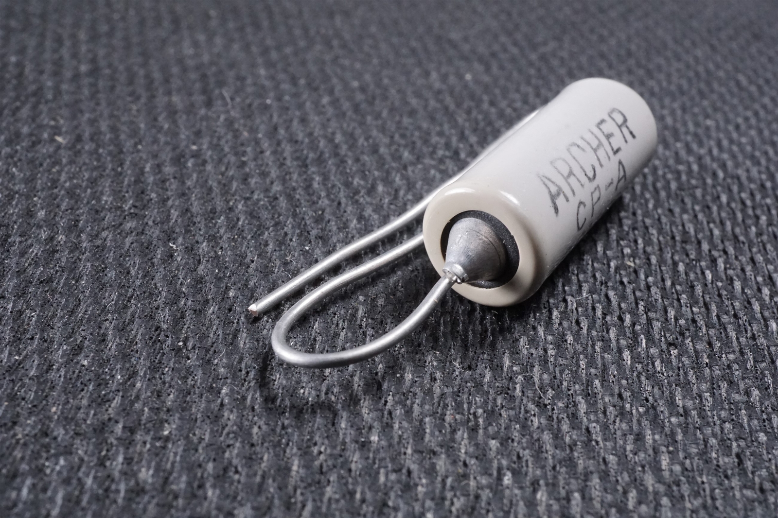 CP-A .02 Archer Oil Filled Capacitor 0.02uF .02MFD 1000V Axial 8.3mm D NOS