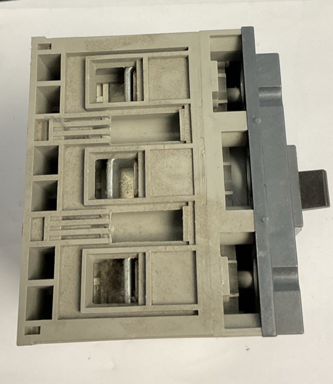 MERLIN GERIN NSE100N NENL34100 CIRCUIT BREAKER 100A 480V