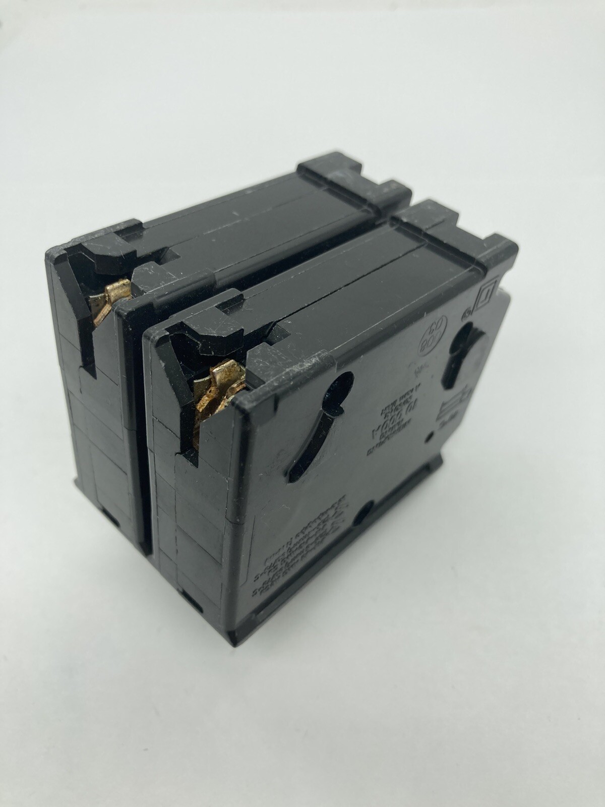 Square D Homeline 2P HOM215 20A 25A 30A 35A 40A 45A 50A 60A 70A Plug In Breaker