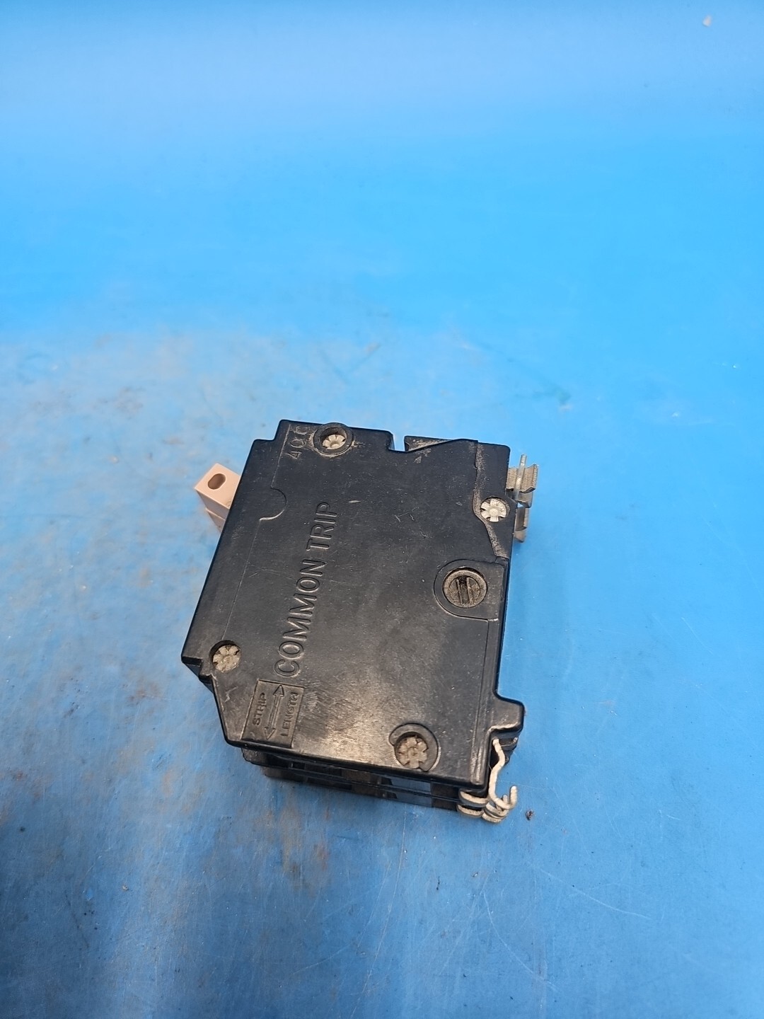 Eaton Cutler Hammer CH230 2 Pole 30 Amp Circuit Breaker. Metal Foot. Half Notch