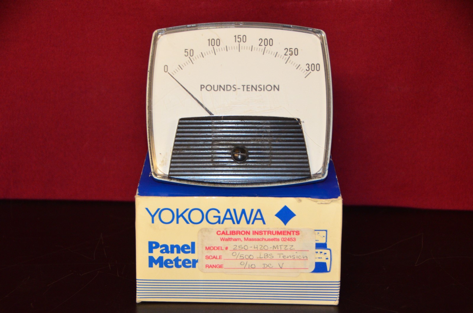 Yokogawa EIL Instruments MDL 250 0-300 Pounds Tension Panel Meter