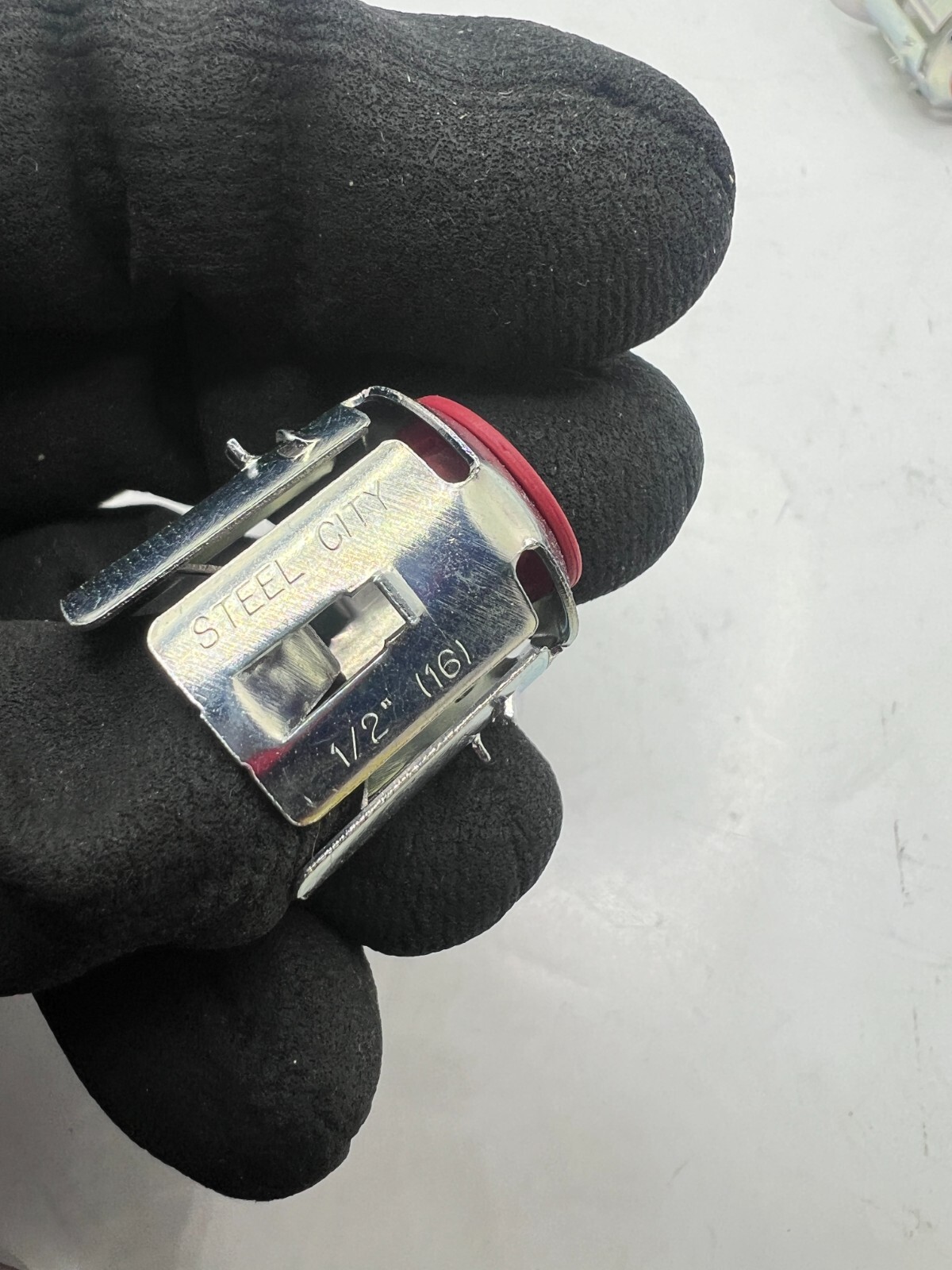 (QTY 25) Steel City 1/2in Standard Snap-In Fitting for MC Cable XC-130-5R