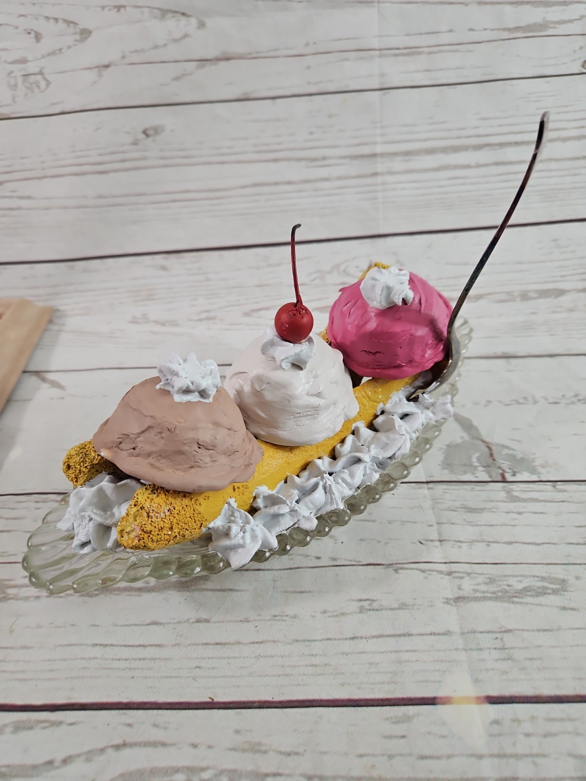 Fake Food Prop Banana Split Sundae Wiith Cherry And Wallace Spoon Movie Prop
