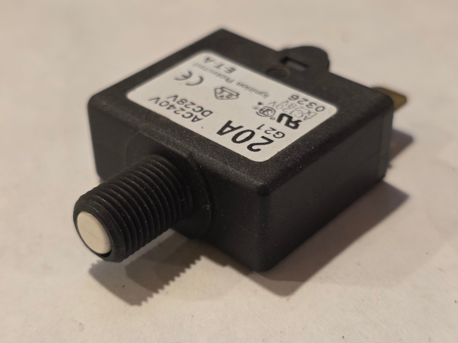 (2 pcs) E-T-A Circuit Breaker 1658-G21-00-P10-20A, 20A, Bass 106-1093-020 (NOS)
