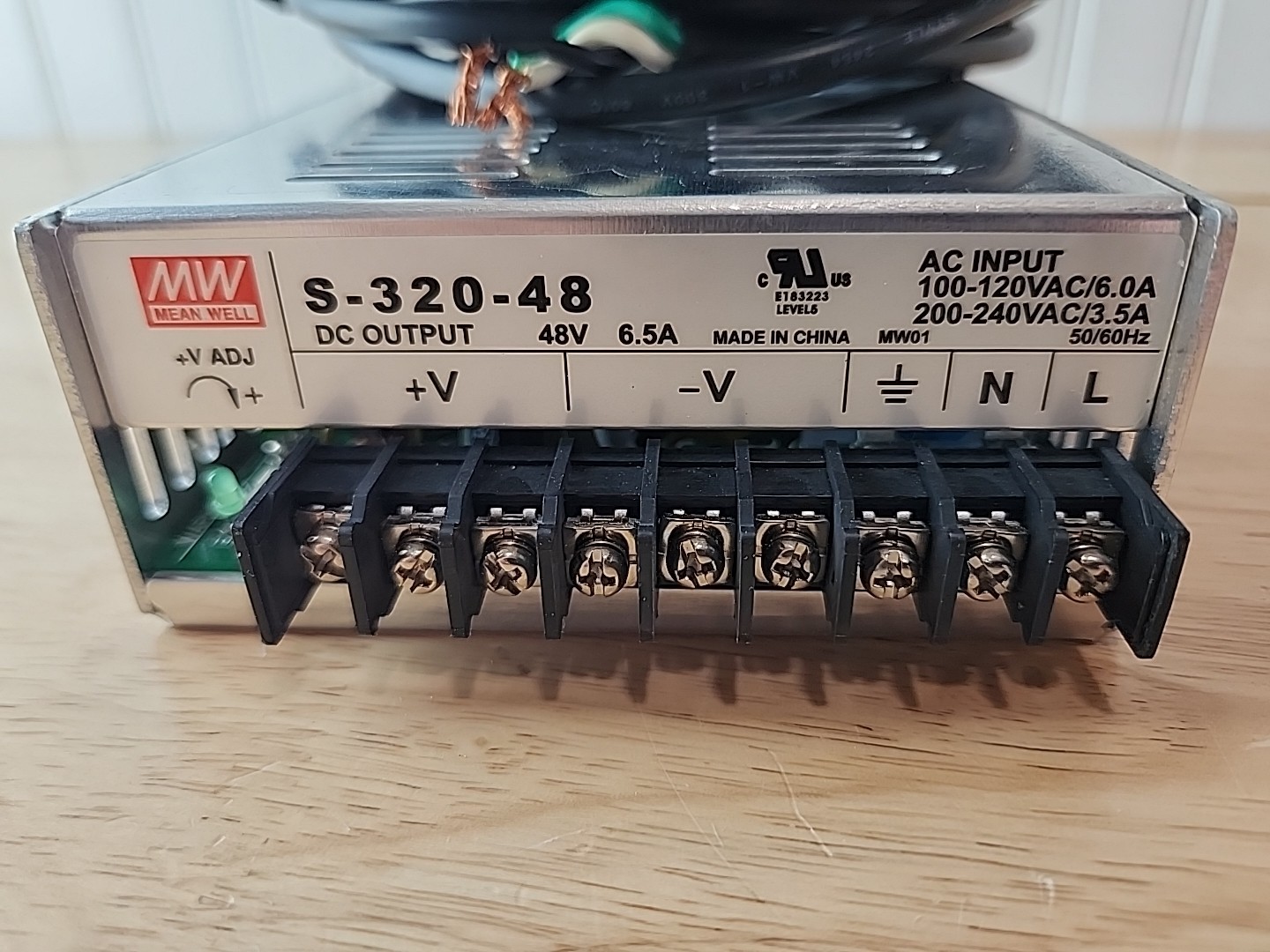 Meanwell S-320-48 Input: 120/240VAC Output: 48VDC 6.5A Power Supply Unit Used