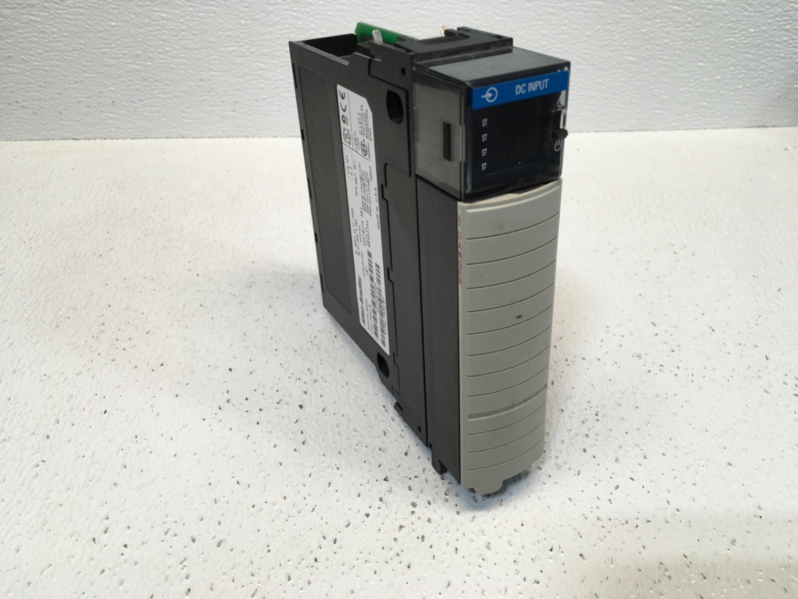 Allen-Bradley 1756-IB32 /B DC Input Module 32Pt 24VDC