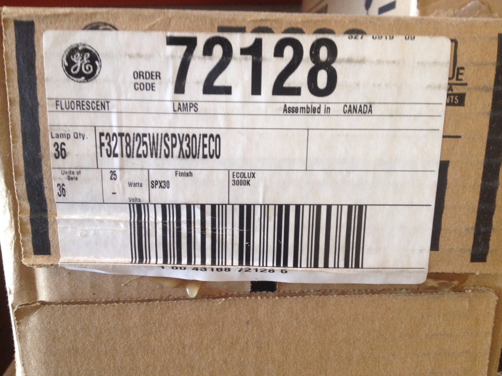 36 GE 72128 F32T8/25W/SPX30/ECO 25W G13 4FT T8 3000K 50000 HOURS 2500 LUMEN LAMP