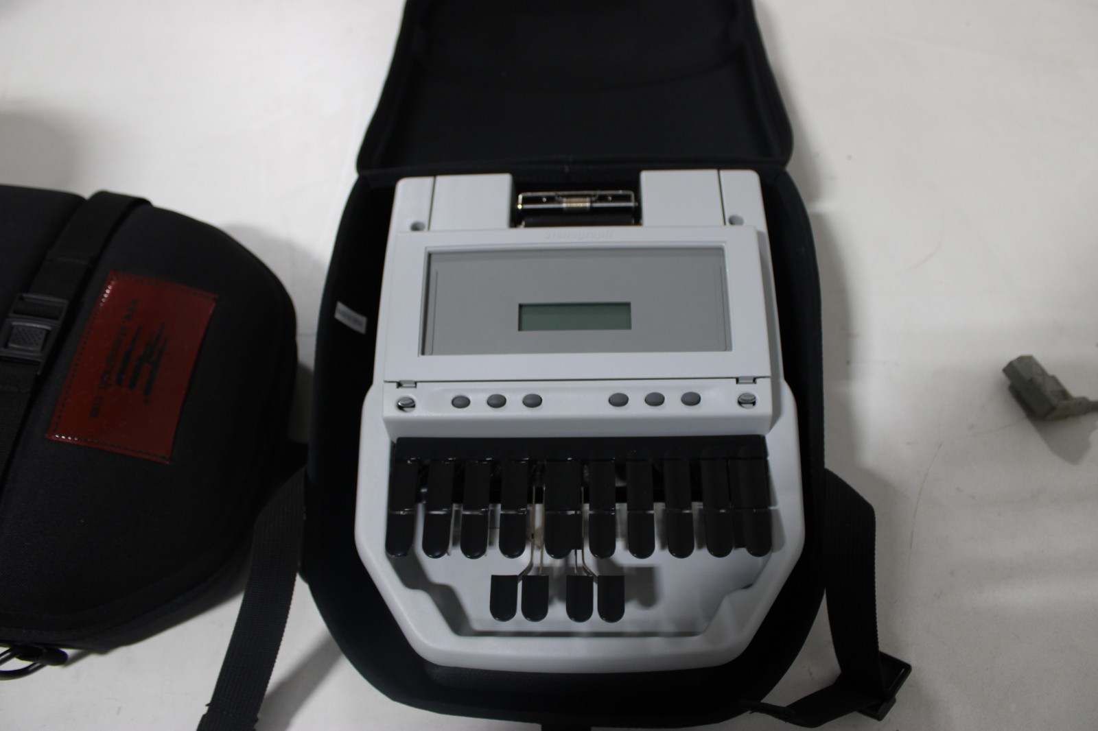 Stenograph Stentura Protege Writer – With Carrying Case