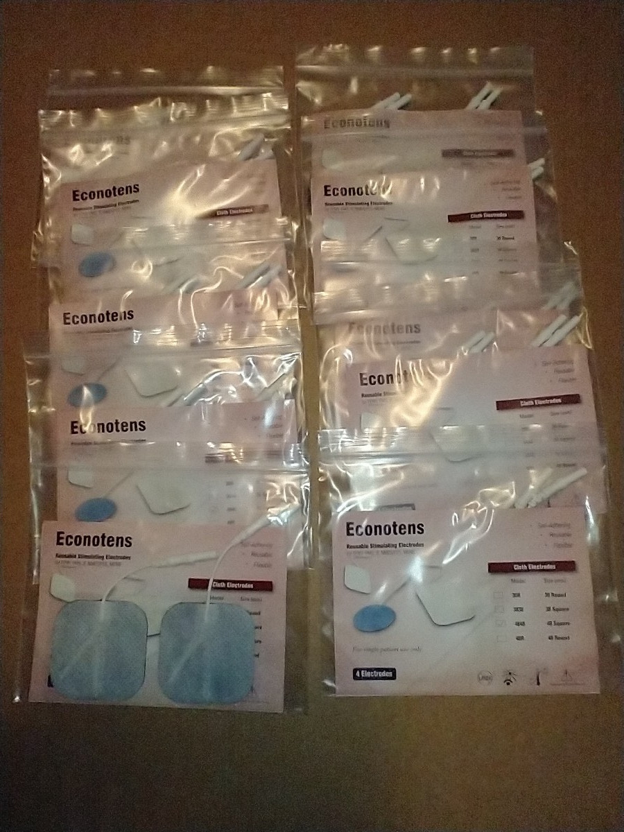 Roscoe Medical TENS 7000 Handheld 2 Channel Unit with EXTRA Electrodes