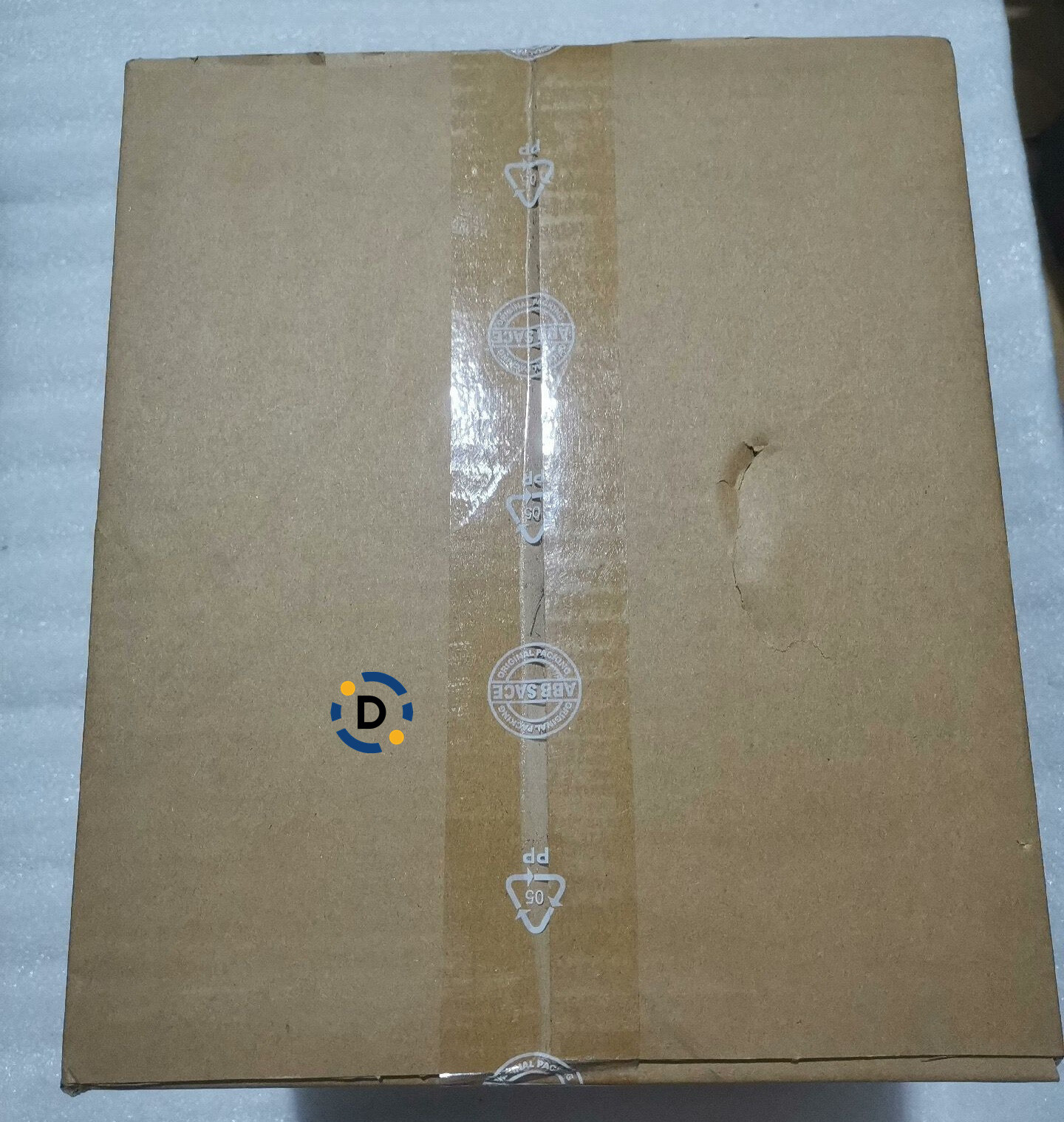 New ABB XT5N400 Circuit breaker