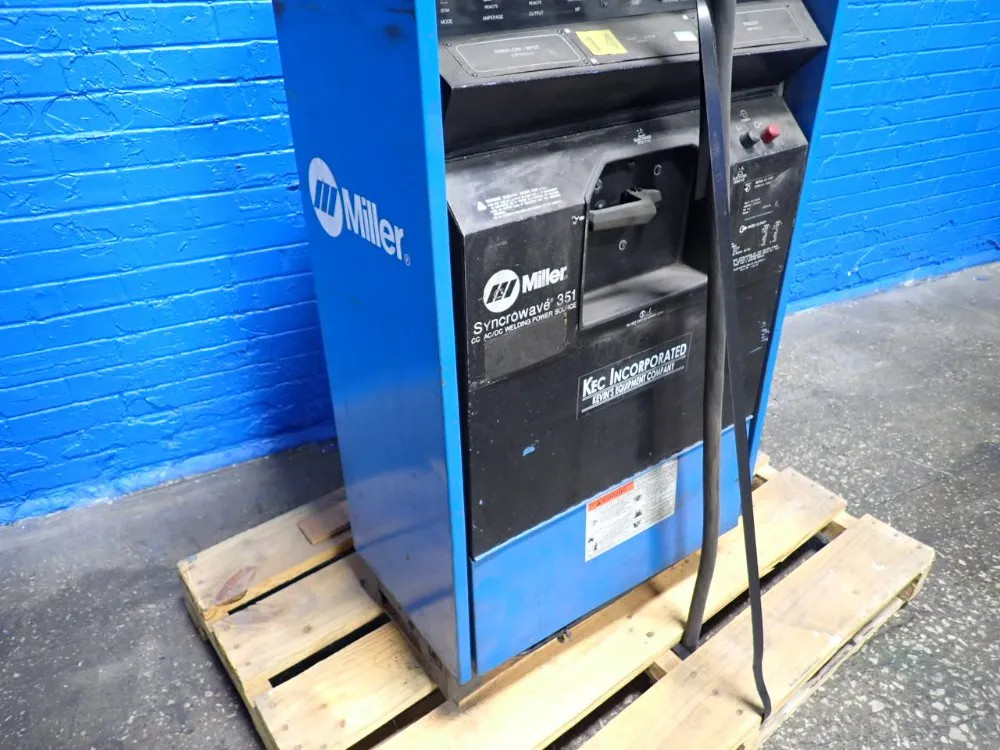 MILLER SYNCROWAVE 351 WELDER POWER SOURCE 400 A 03261430013