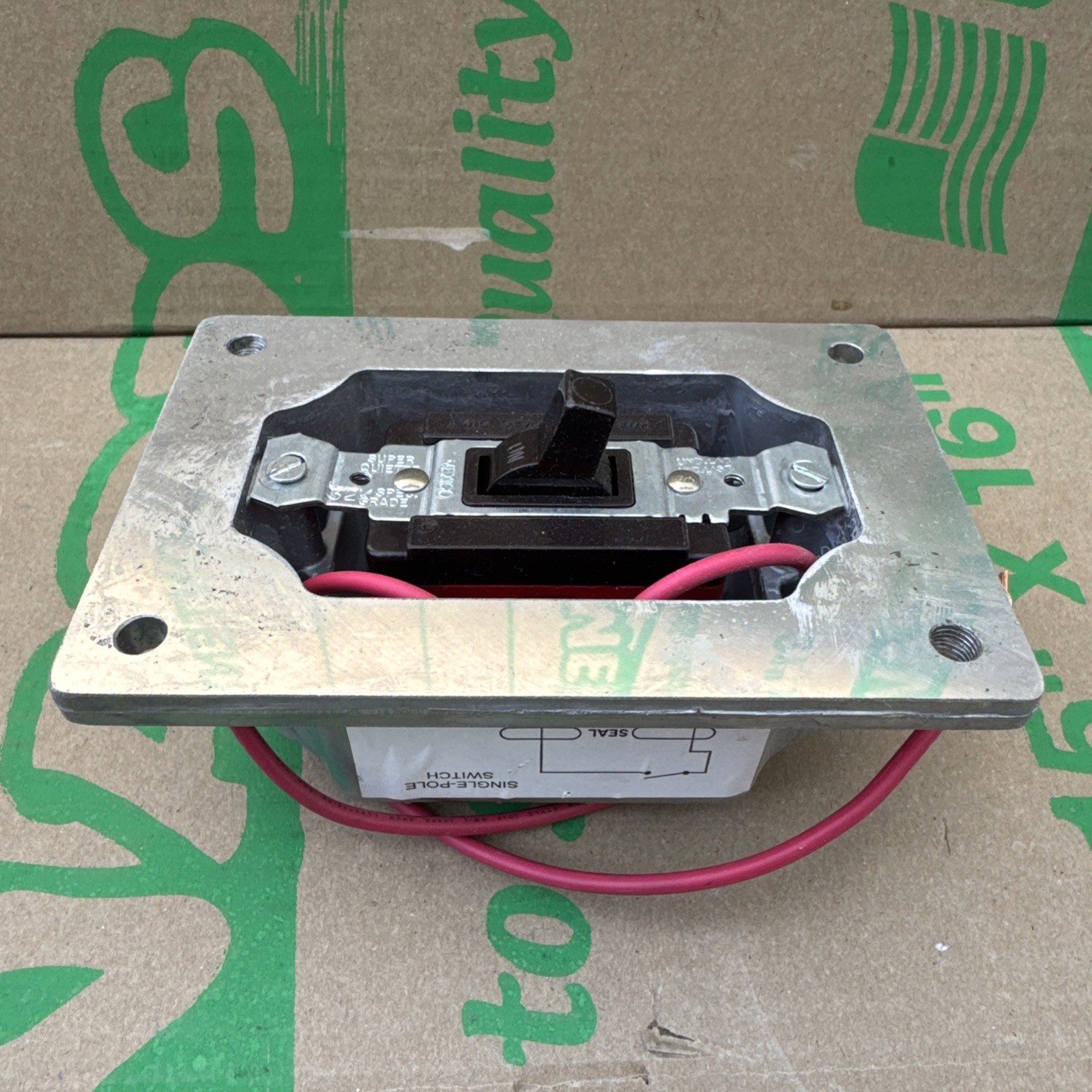 Crouse-Hinds 0200611 Explosion Proof Switch Outlet Box Type EDS Single Pole