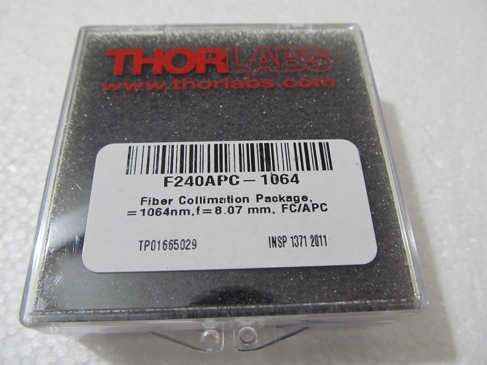 THORLABS 1064 nm, f = 8.07 mm, NA = 0.50 FC/APC Fiber Collimation Pkg. F240APC
