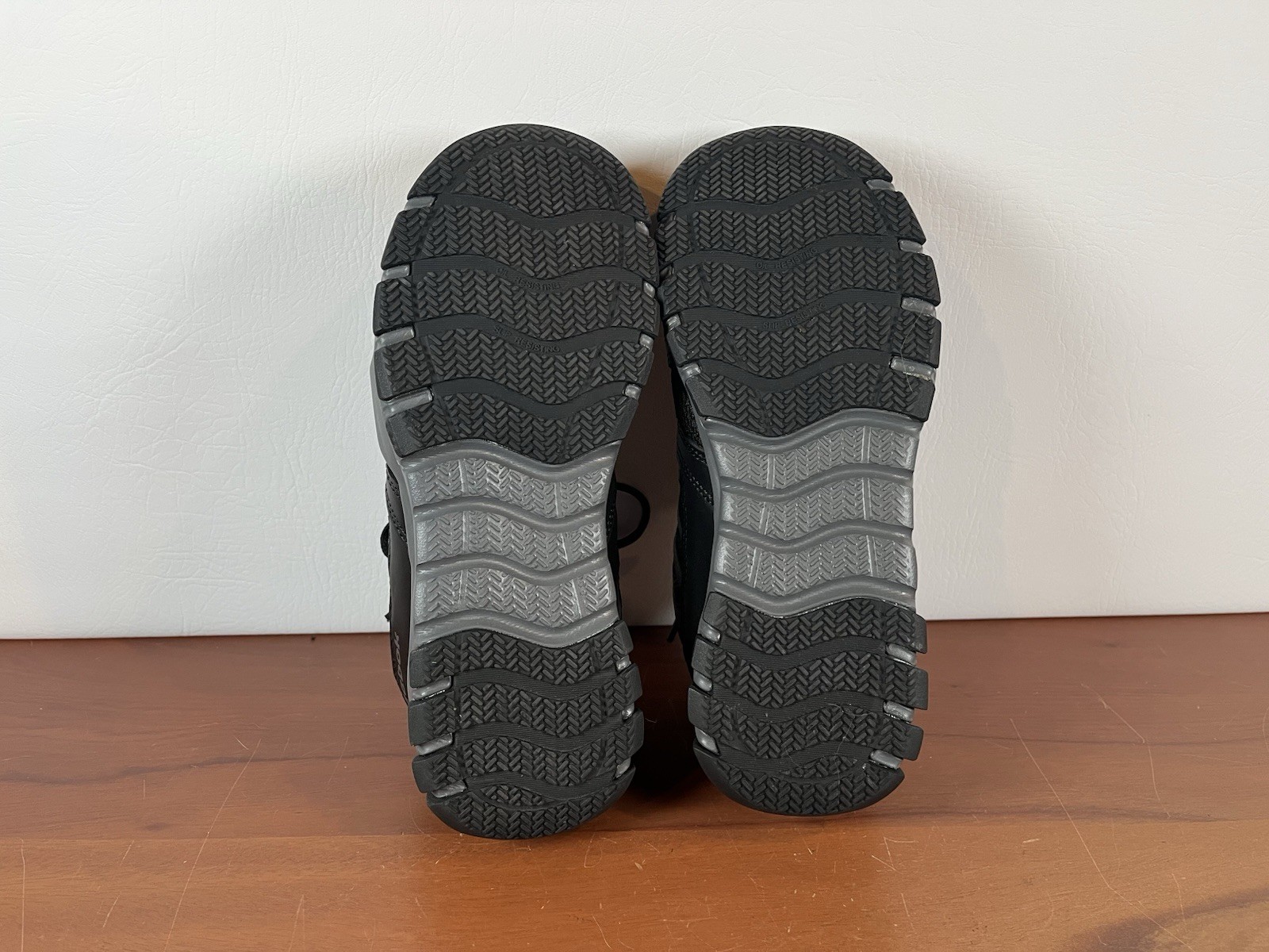 New Reebok Sublite Cushion Black Size 8 Women’s Athletic Comp Toe Work RB416