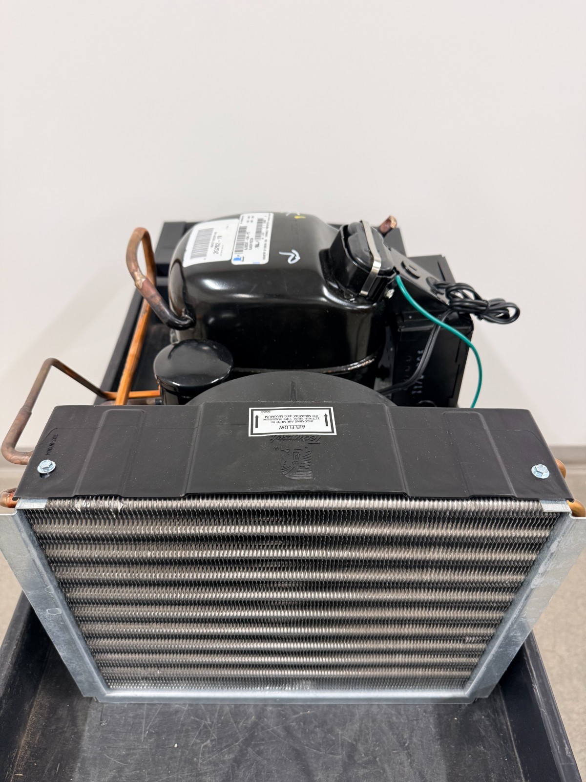 OMNITEAM/Tecumseh AJA-2423-ZAADG 115.v 1ph 60hz 1/2 HP R404A NEW