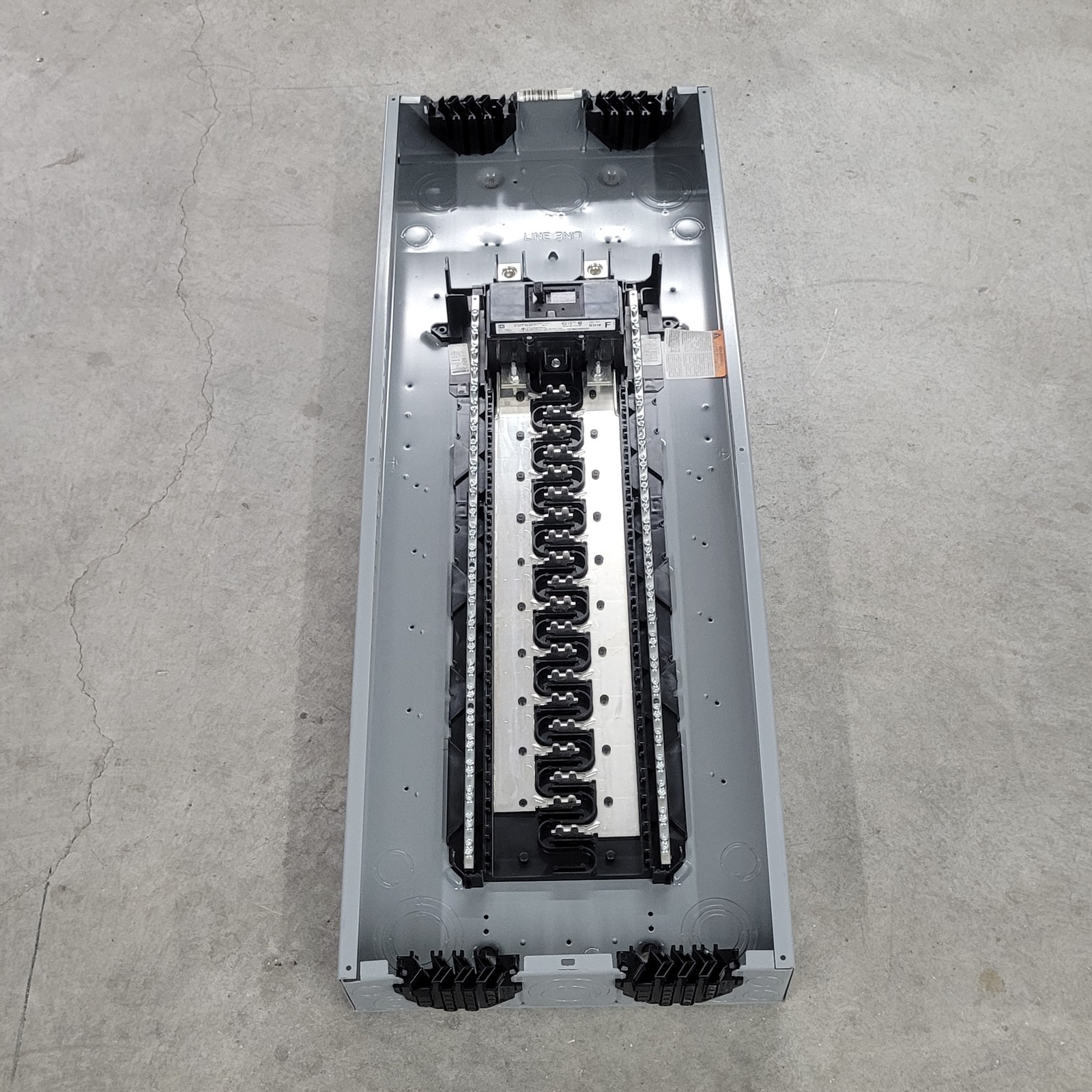 Square D HOM4080M200PQCVP Homeline Load Center,Type 1,200A, 1 Phase, w/QOM2200VH