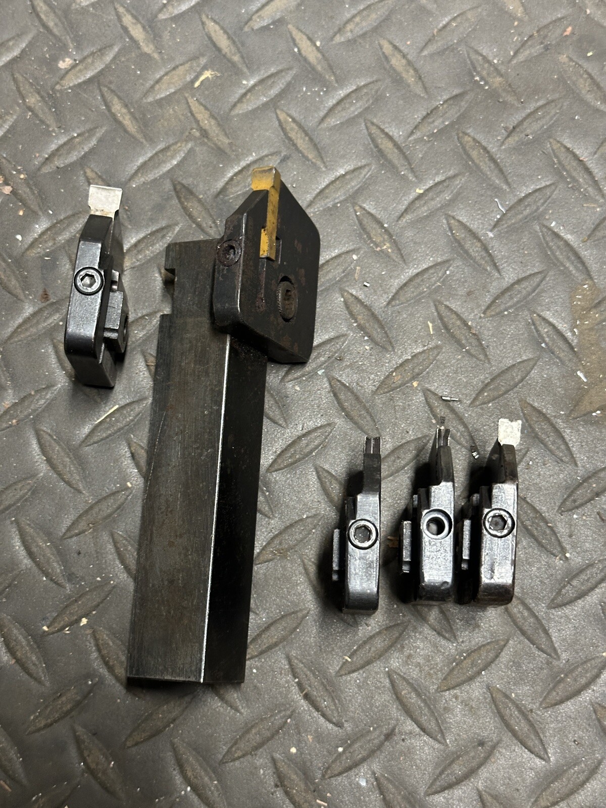 VALENITE ECONOGROOVE VDBS-16 Grooving Cut-Off Trepanning Metal Lathe Tool Holder