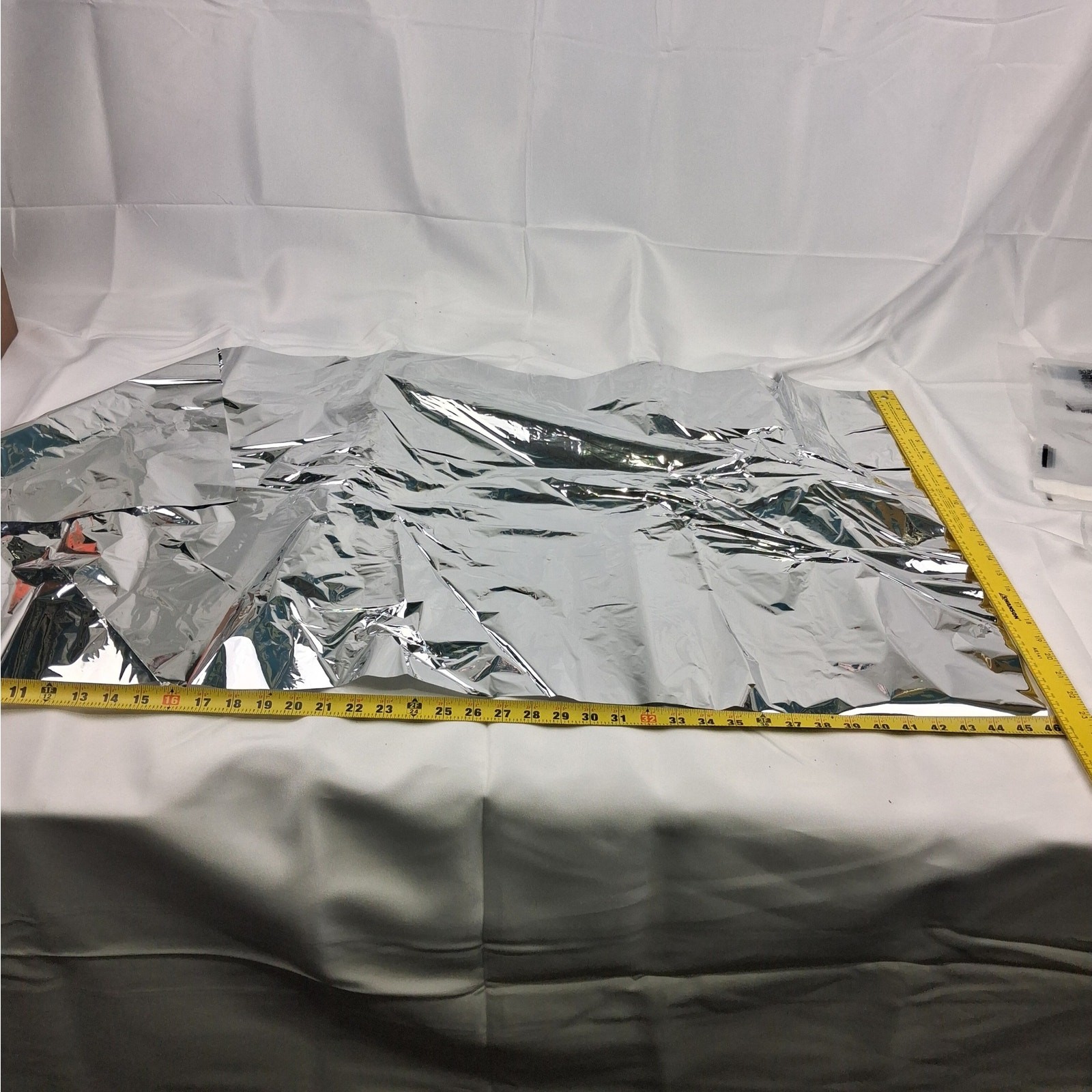 Bulk 500 Count Reflective Mylar Sheets 23×46 Box Liners Thermal Insulation Foil