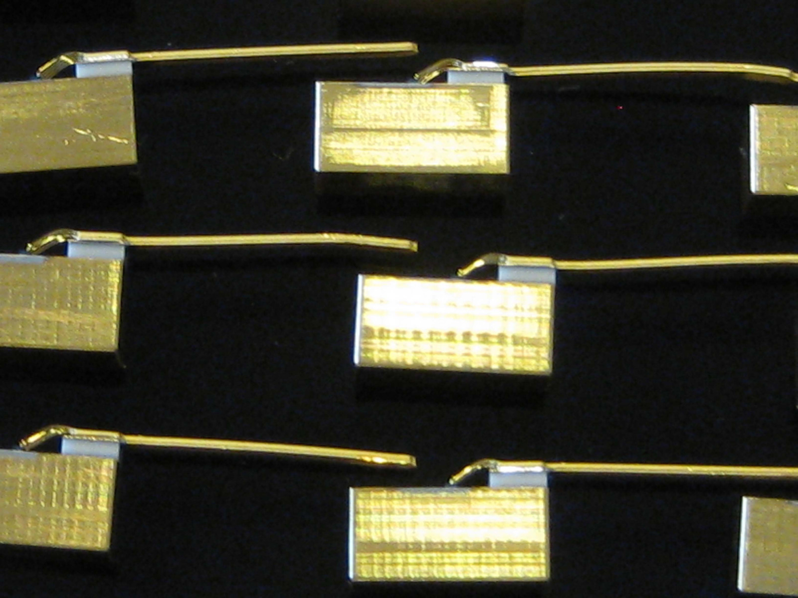 808nm 2W 100μm Aperture B-Mount Laser Diode
