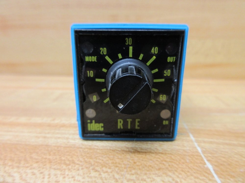 IDEC RTE-P11 Electronic Timer RTEP11 24V, Reversible Face Plate