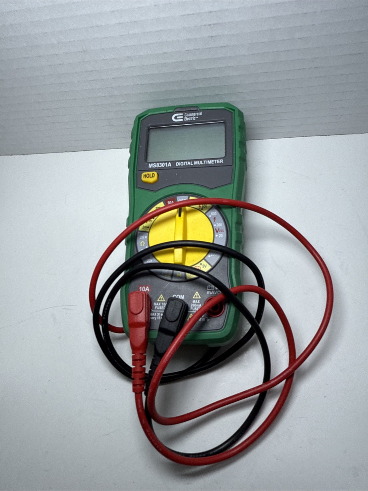 Digital Multimeter AC DC Voltmeter Ammeter Ohmmeter Volt Tester Meter MS8301A