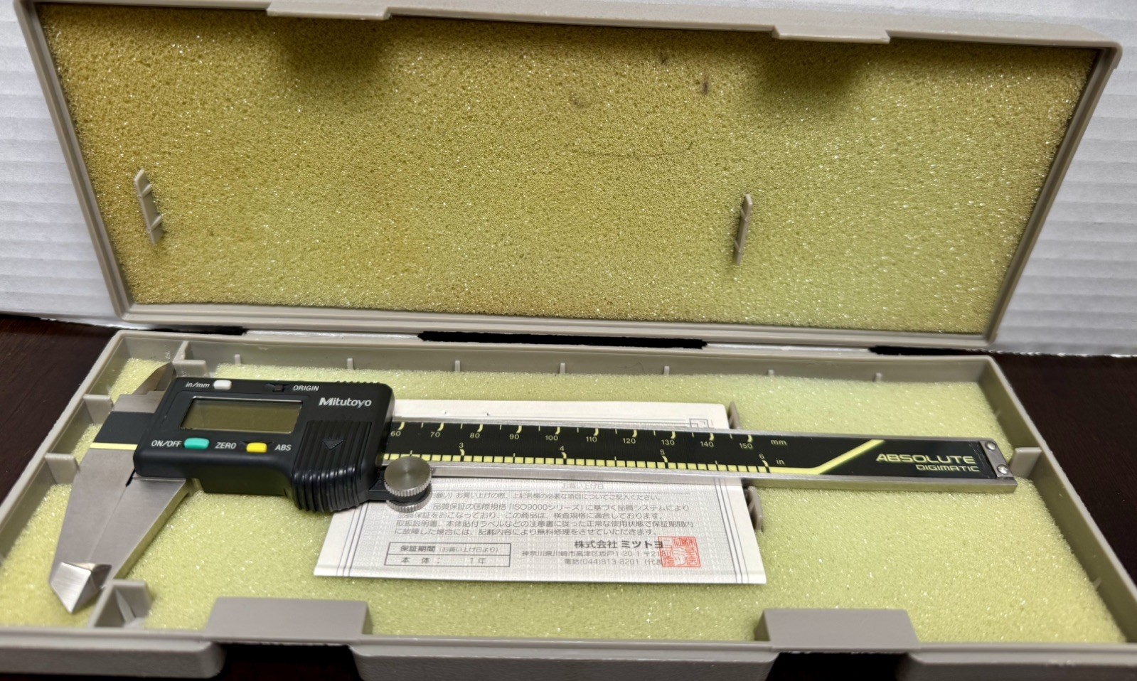 Mitutoyo 6in/150mm Digital Caliper 500-196 Model No. CD-6″ CS, Made in Japan