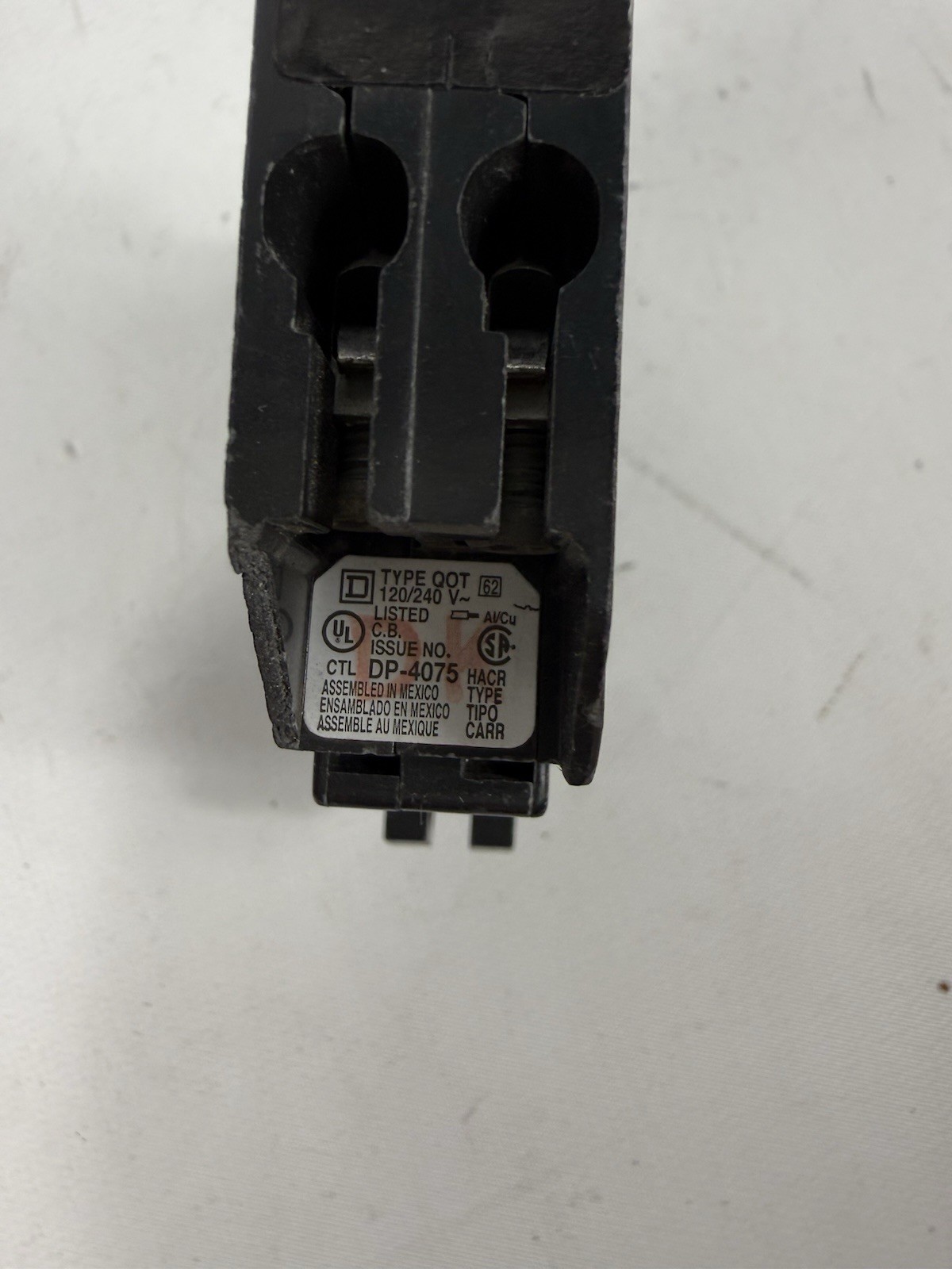 Square D QOT1515, TWIN, Tandem, 1 Pole, Dual 15 Amp Circuit Breaker, QO 15A