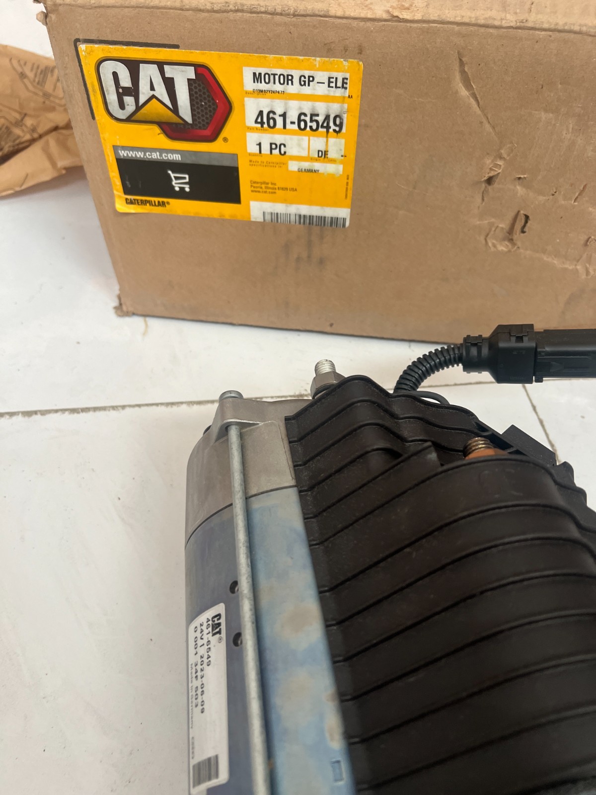 Original CAT 461-6549: 24V 7.8kW Starter 24-Volt 7.8-Kilowatt Single Starter