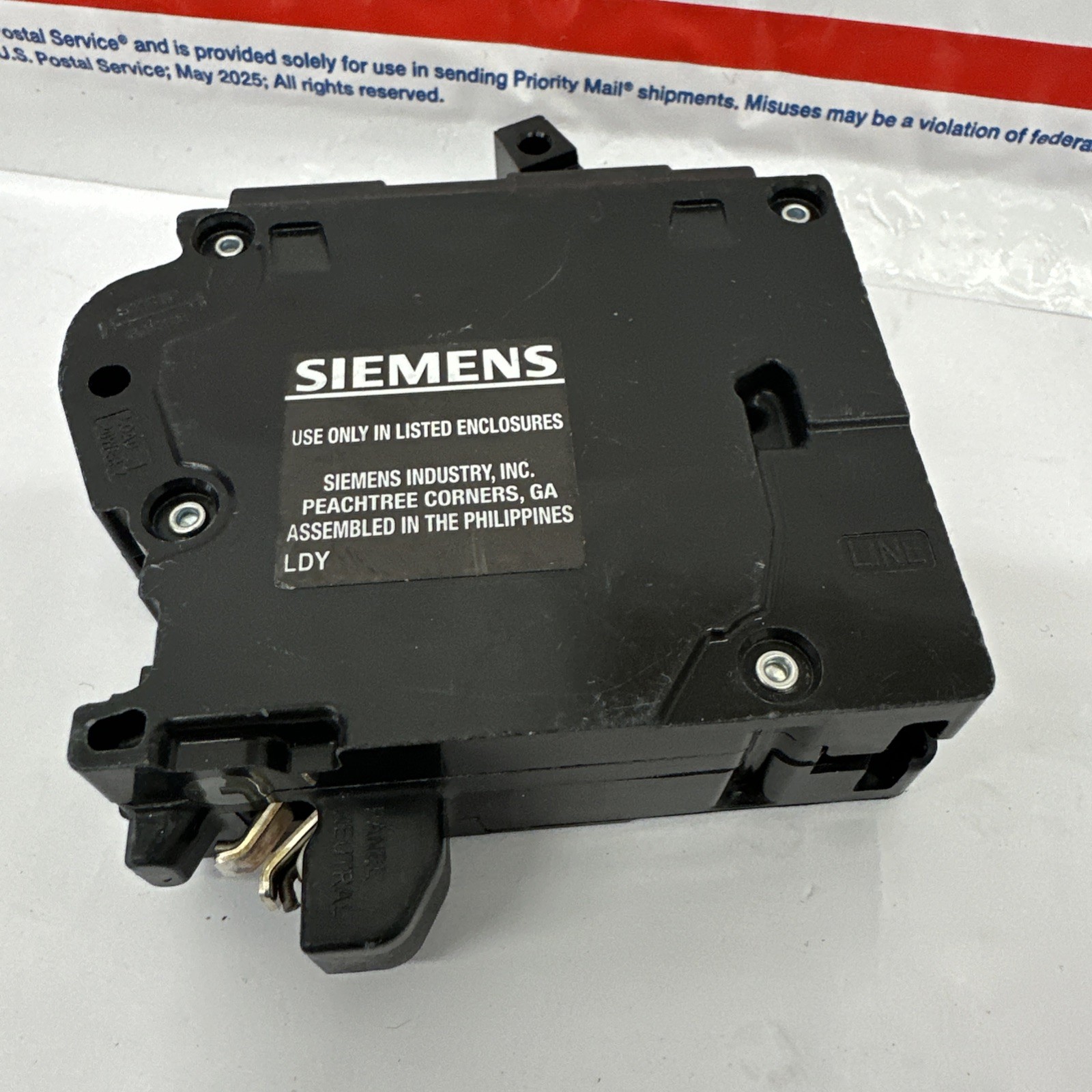 Siemens Q115DFN – 15A – 1-Pole – Dual Function AFCI/GFCI Plug-on Neutral Breaker