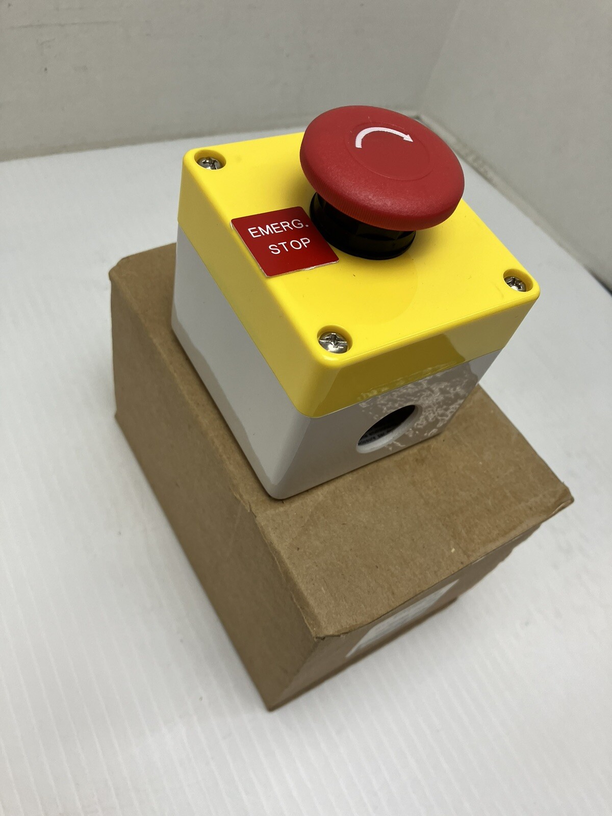 EATON E22ASB106 Emergency Stop Button Control Station