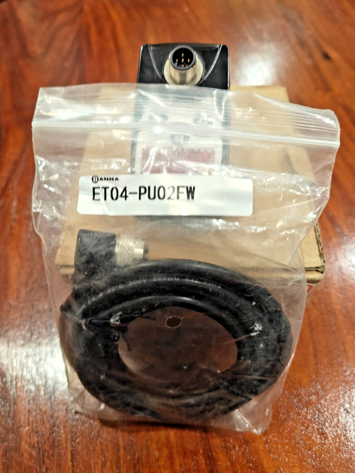 BANNA PE100-P250G14HT2A Pressure Transmitter 0–250 Bar, 24VDC, 4–20mA