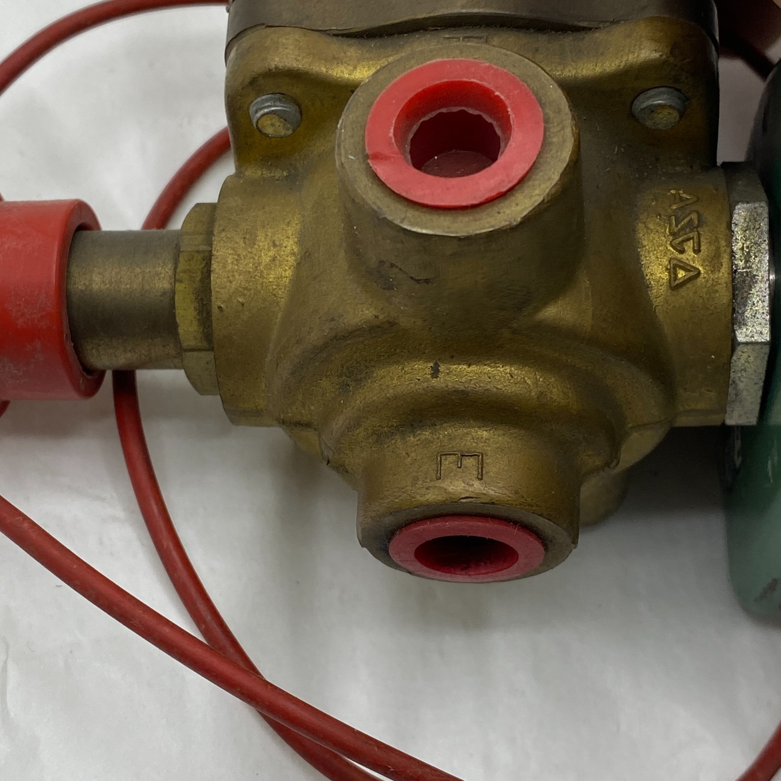 ASCO 8342C1MMS SOLENOID VALVE RED-HAT FFP47631 120/110VOLTS 50/60HZ 20WATTS