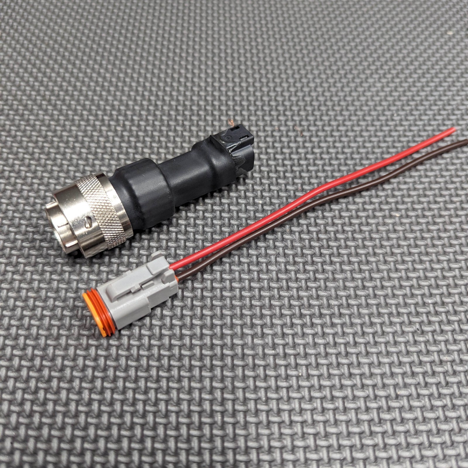 Bobcat 7-Pin to Deutsch DT adapter plug assembly for 12V power