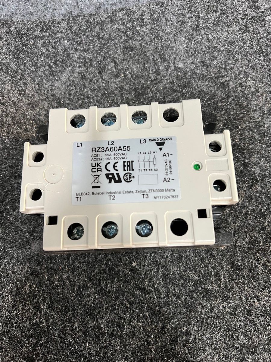 CARLO GAVAZZI RZ3A60A55 Solid State Relay 55A 600VAC